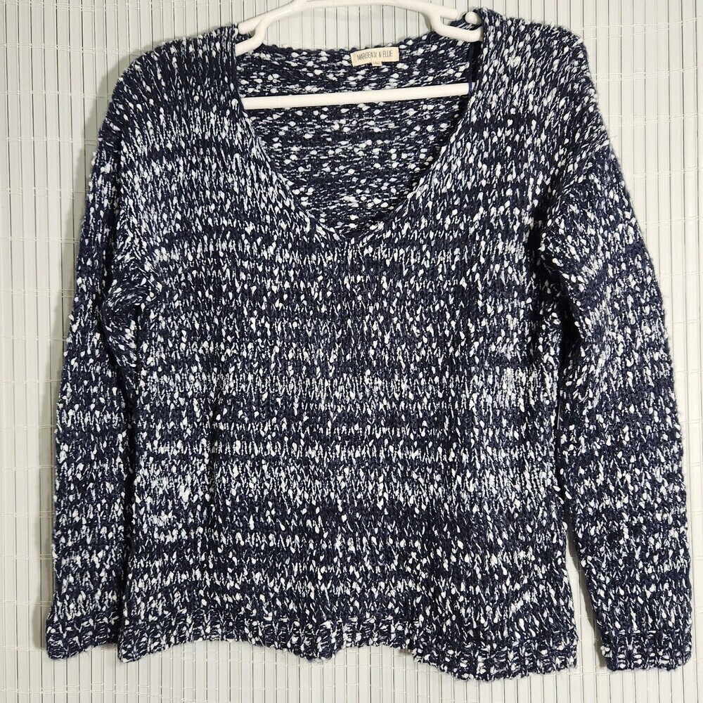 Margeaux ellie Top Sweater For Women Size Large Color Blue vneck